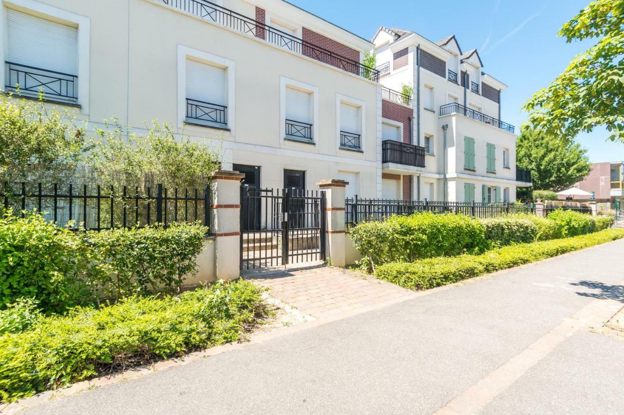 Water Color - Sdp Apartment Magny-le-Hongre Bagian luar foto