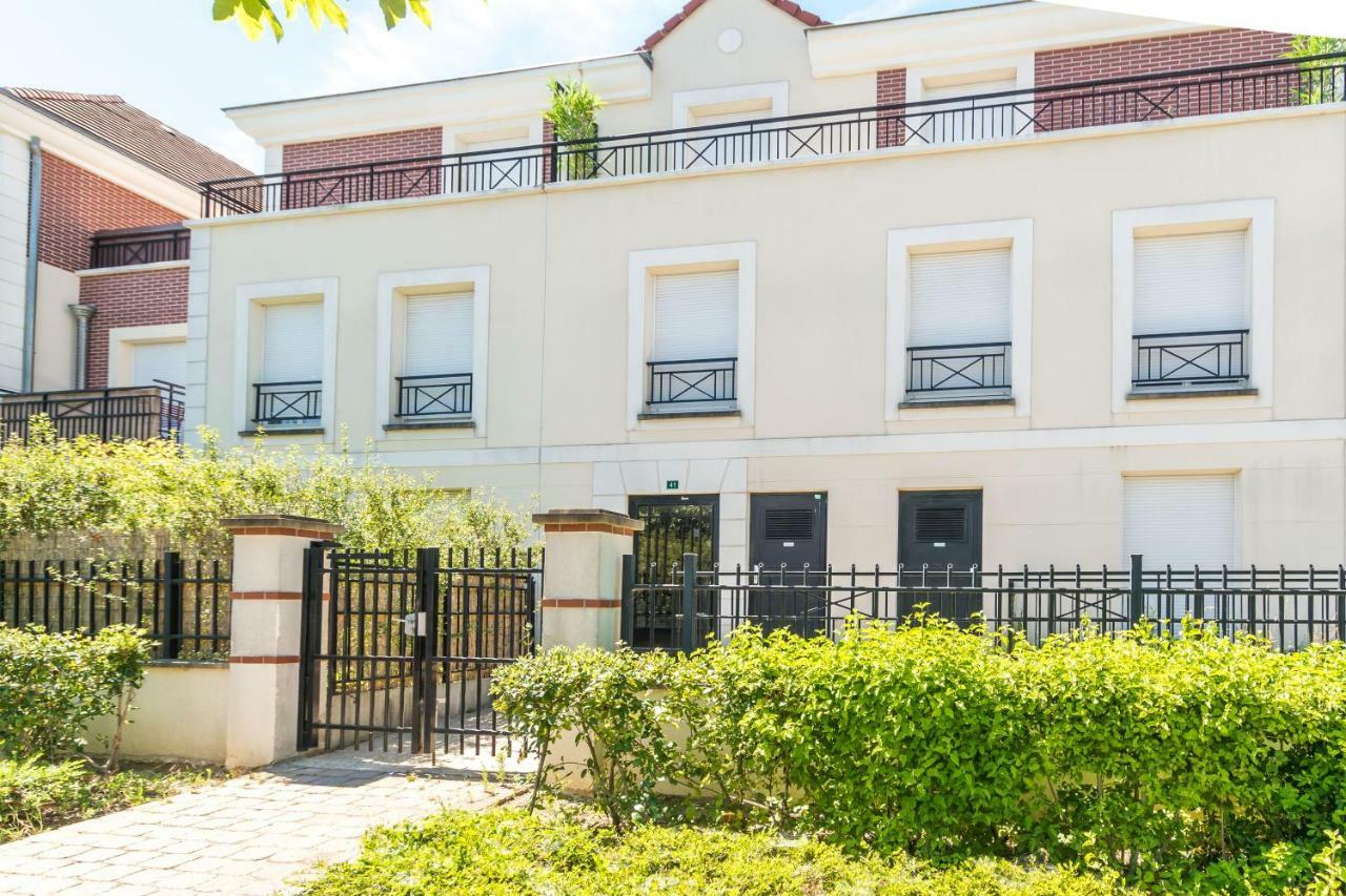 Water Color - Sdp Apartment Magny-le-Hongre Bagian luar foto