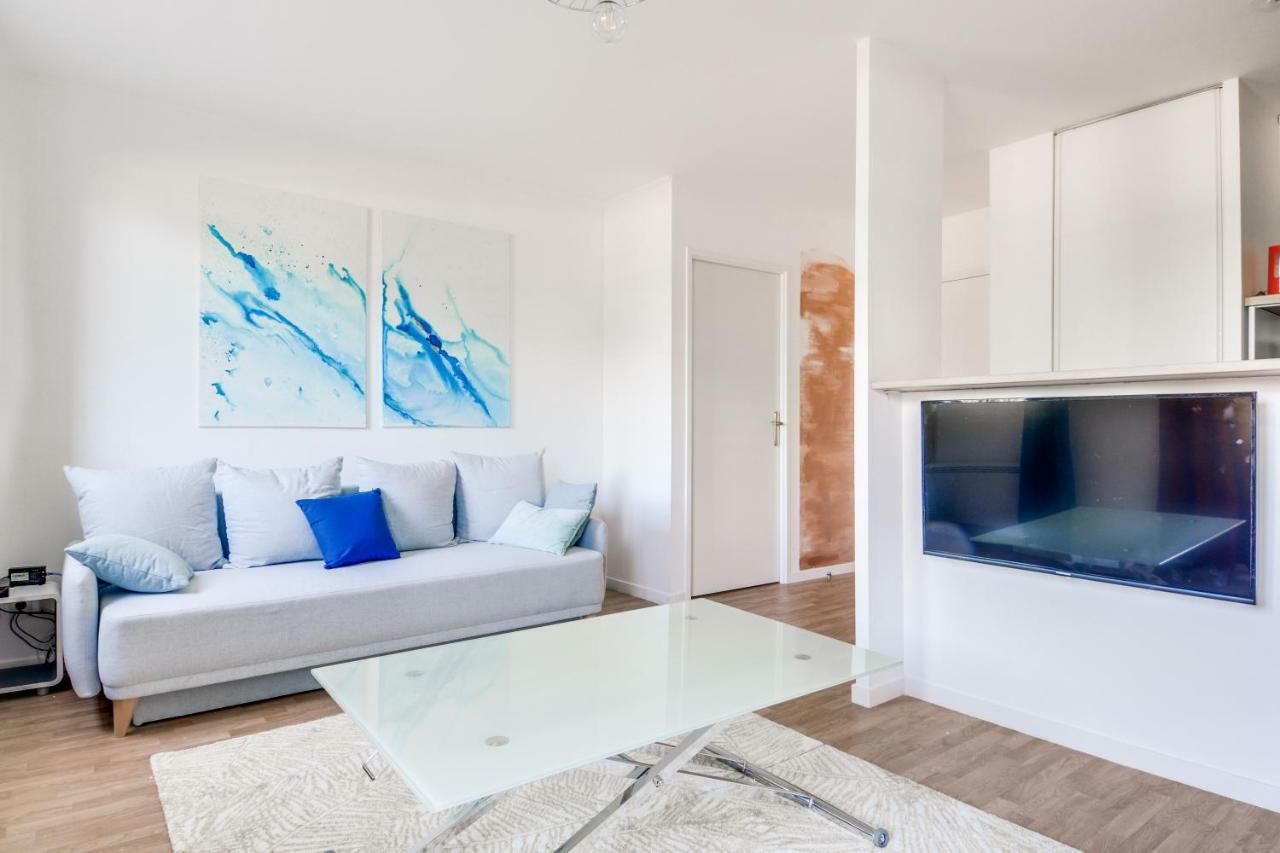 Water Color - Sdp Apartment Magny-le-Hongre Bagian luar foto