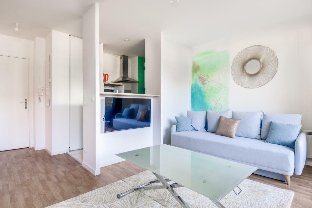 Water Color - Sdp Apartment Magny-le-Hongre Bagian luar foto
